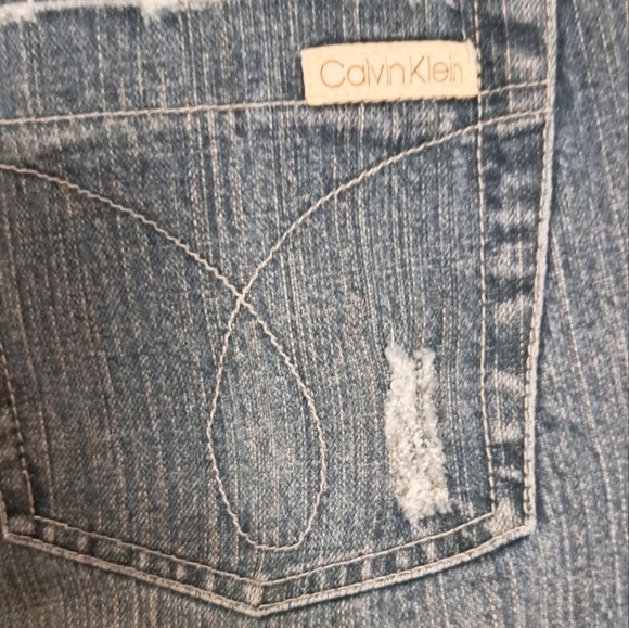 Calvin Klein size 10 jeans embroidery on leg 5/$25 - Picture 3 of 5